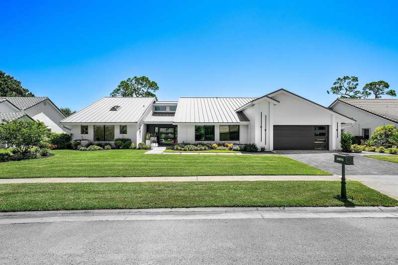 10574 Boca Woods Lane, Boca Raton FL 33428