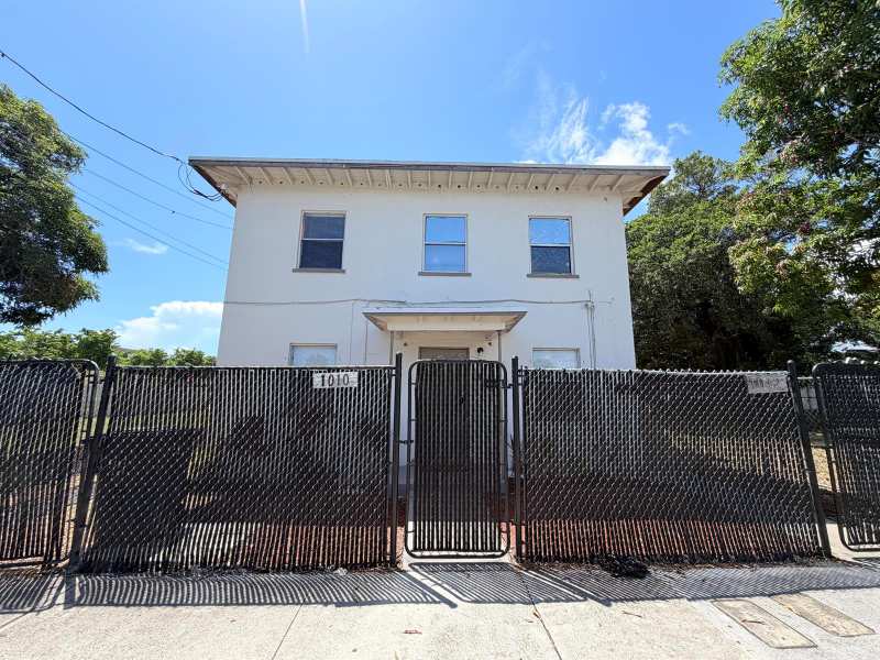 1010 Grant Street, West Palm Beach FL 33407