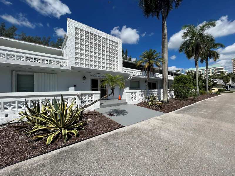 209 SE 6th Street # 4, Boynton Beach FL 33435