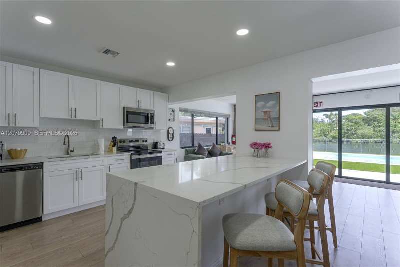 317 N 31st Ave, Hollywood FL 33021