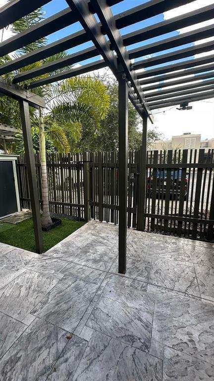 11205 NW 15TH Street # 11205, Pembroke Pines FL 33026