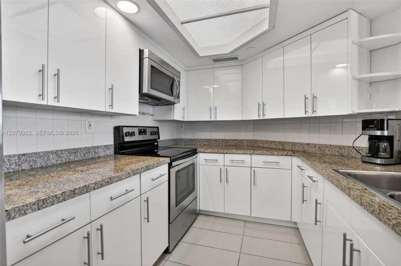 120 SE 5th Ave, Boca Raton FL 33432