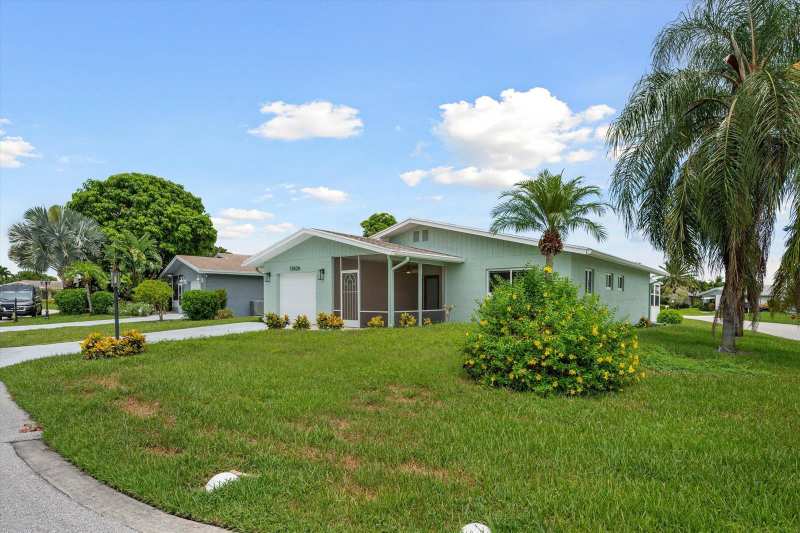 13826 Kaiser Trail, Delray Beach FL 33484