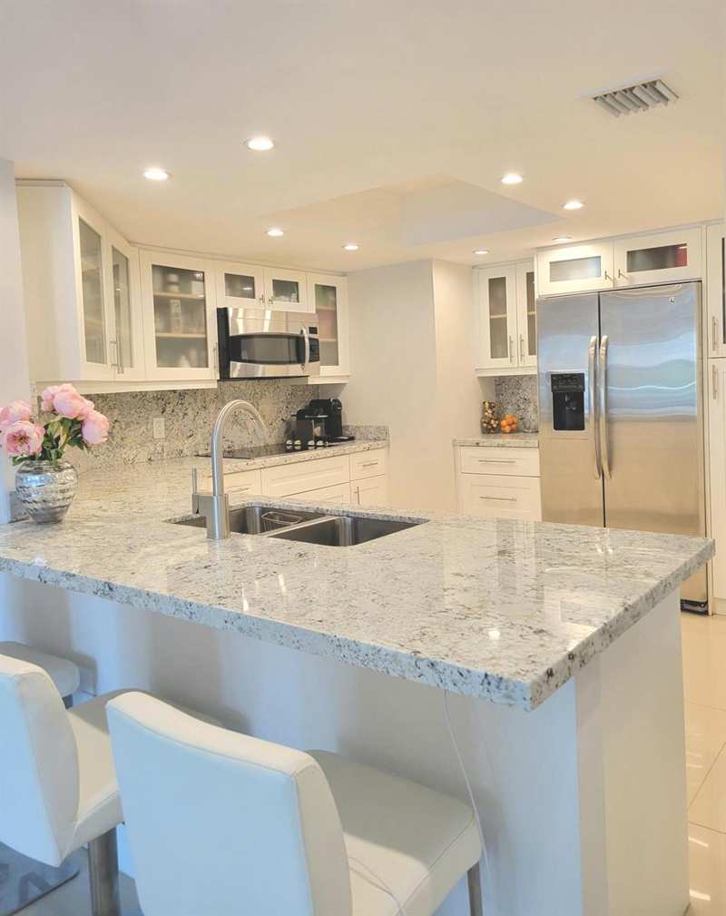 3000 E SUNRISE Boulevard # 2B, Fort Lauderdale FL 33304