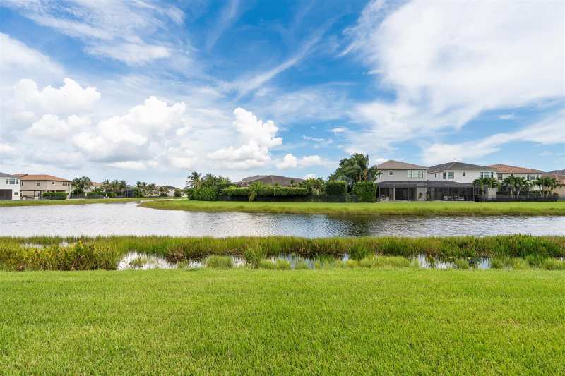 9889 Bozzano Drive, Delray Beach FL 33446