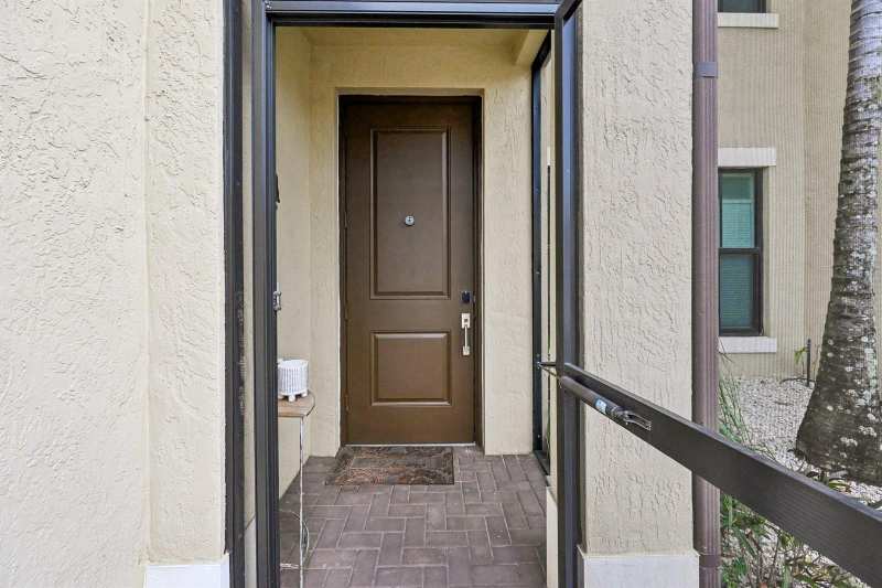 2025 OYSTERWOOD Lane, Riviera Beach FL 33410
