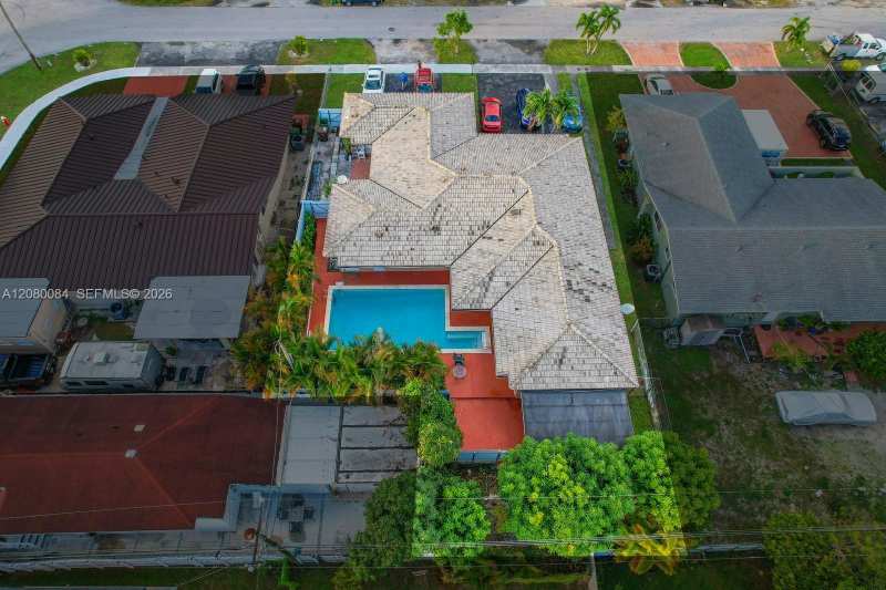 326 E 34th St, Hialeah FL 33013