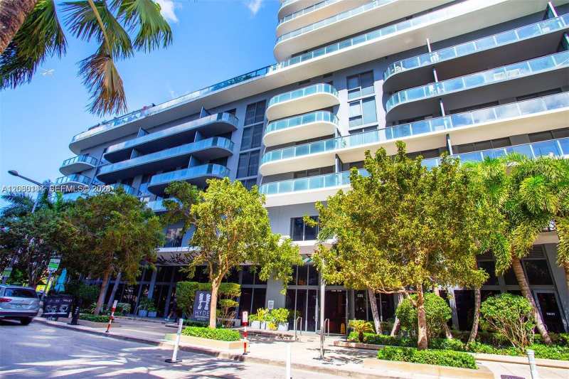 121 NE 34th St # 2616, Miami FL 33137
