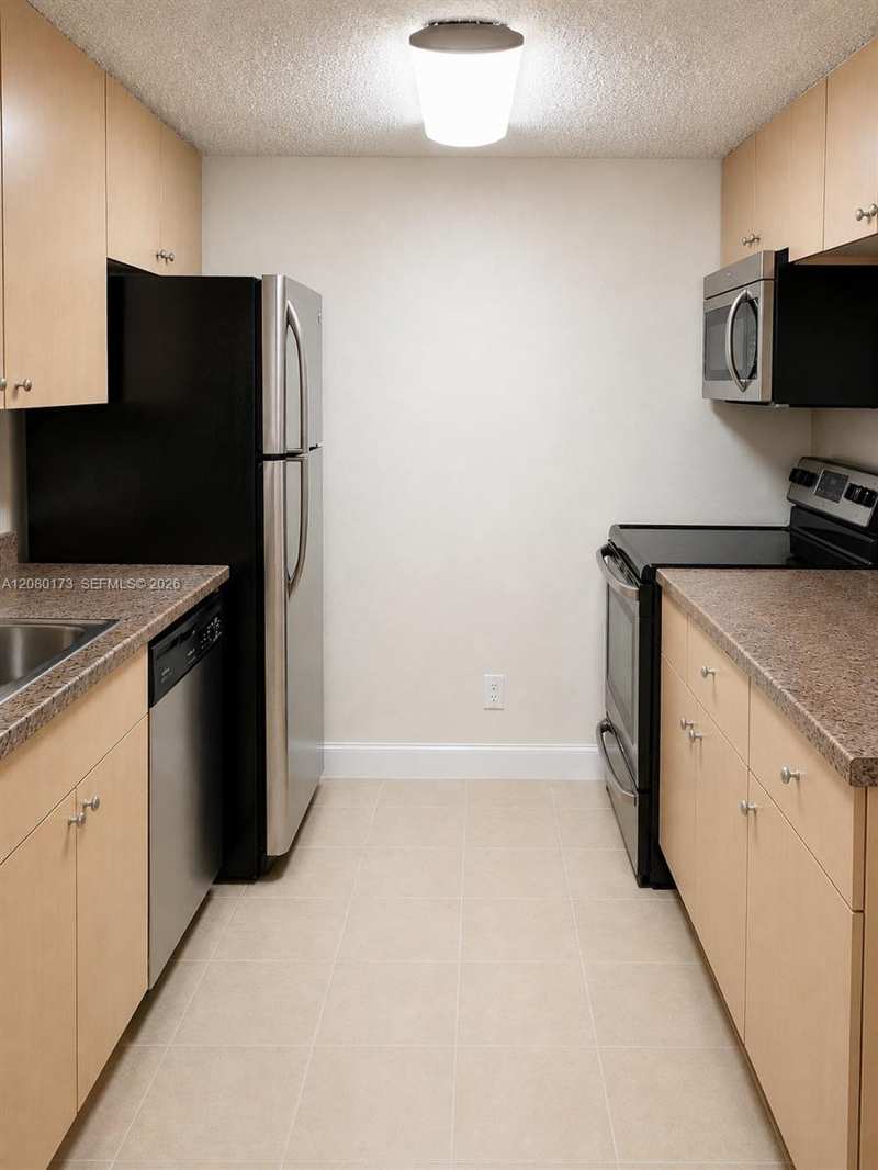 6355 La Costa Dr # M, Boca Raton FL 33433