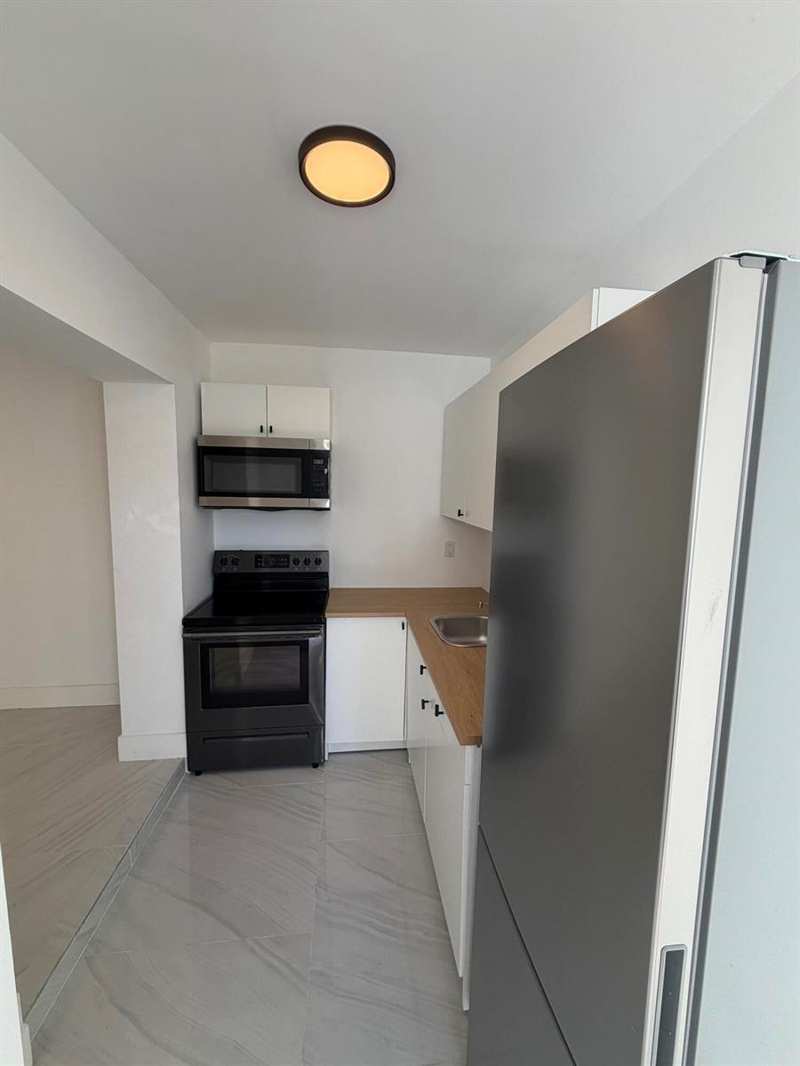 8211 BISCAYNE Boulevard # 3, Miami FL 33138