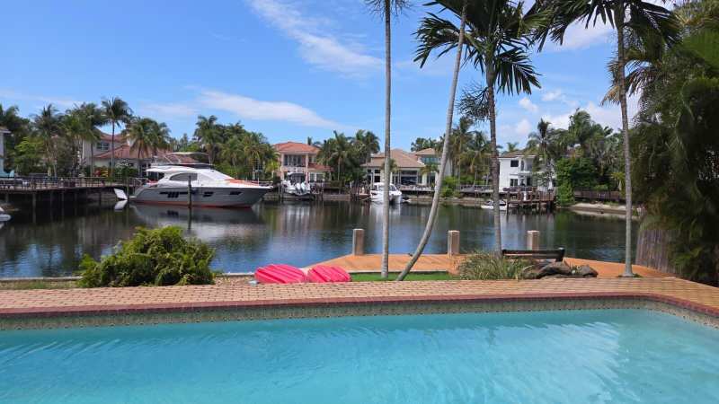 1104 WASHINGTON Street, Hollywood FL 33019