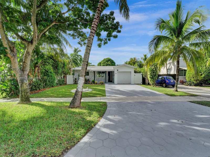 2446 Fillmore St # 2446, Hollywood FL 33020