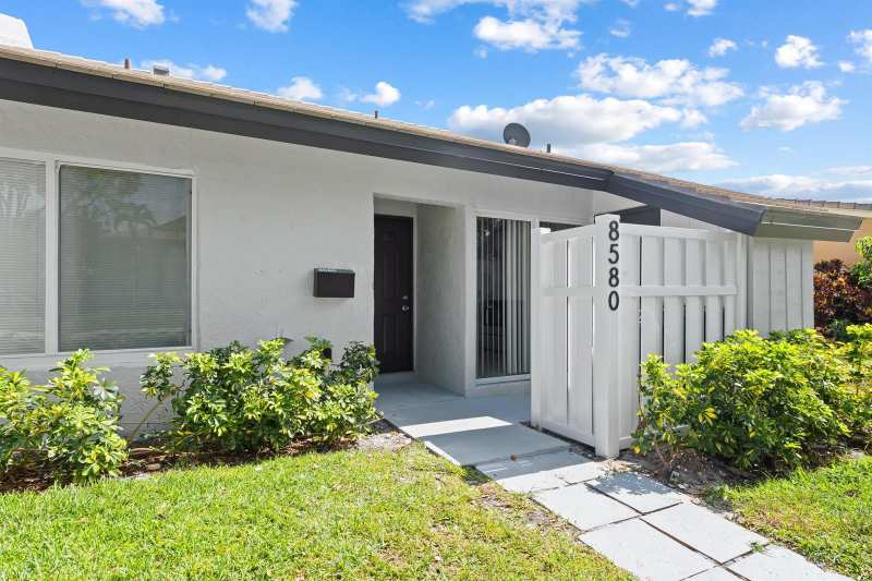 8580 NW 32nd Street, Coral Springs FL 33065