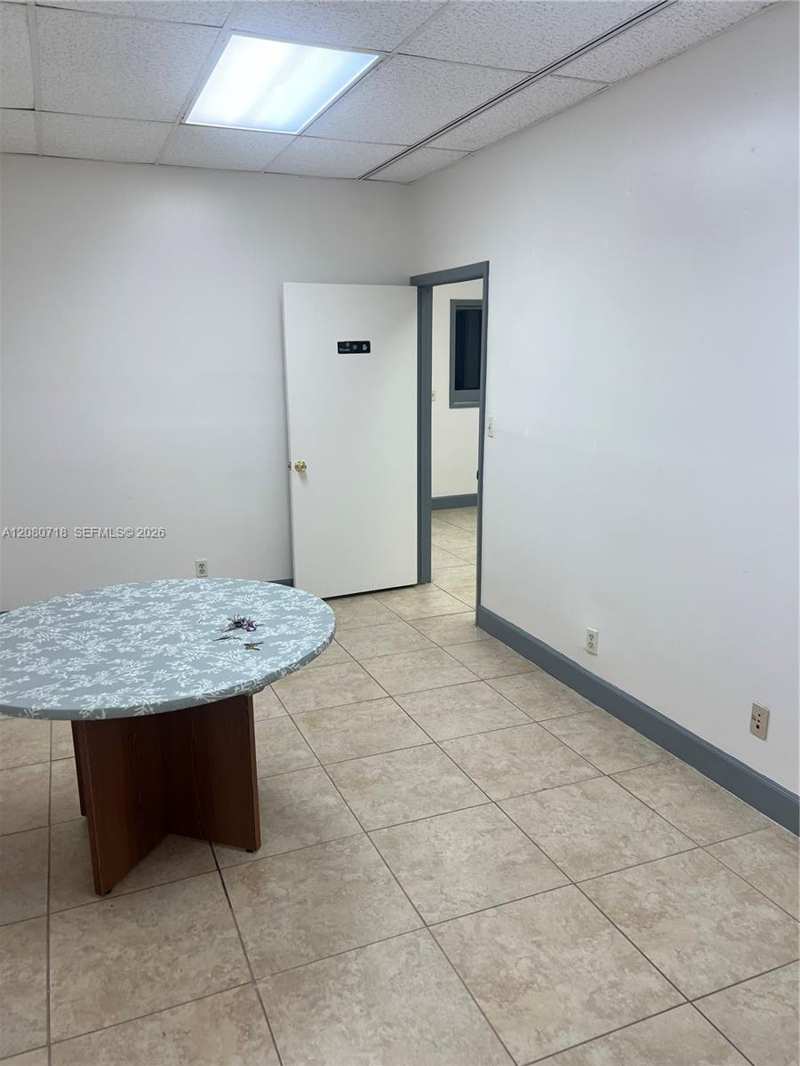 7511 NW 64 St, Tamarac FL 33321