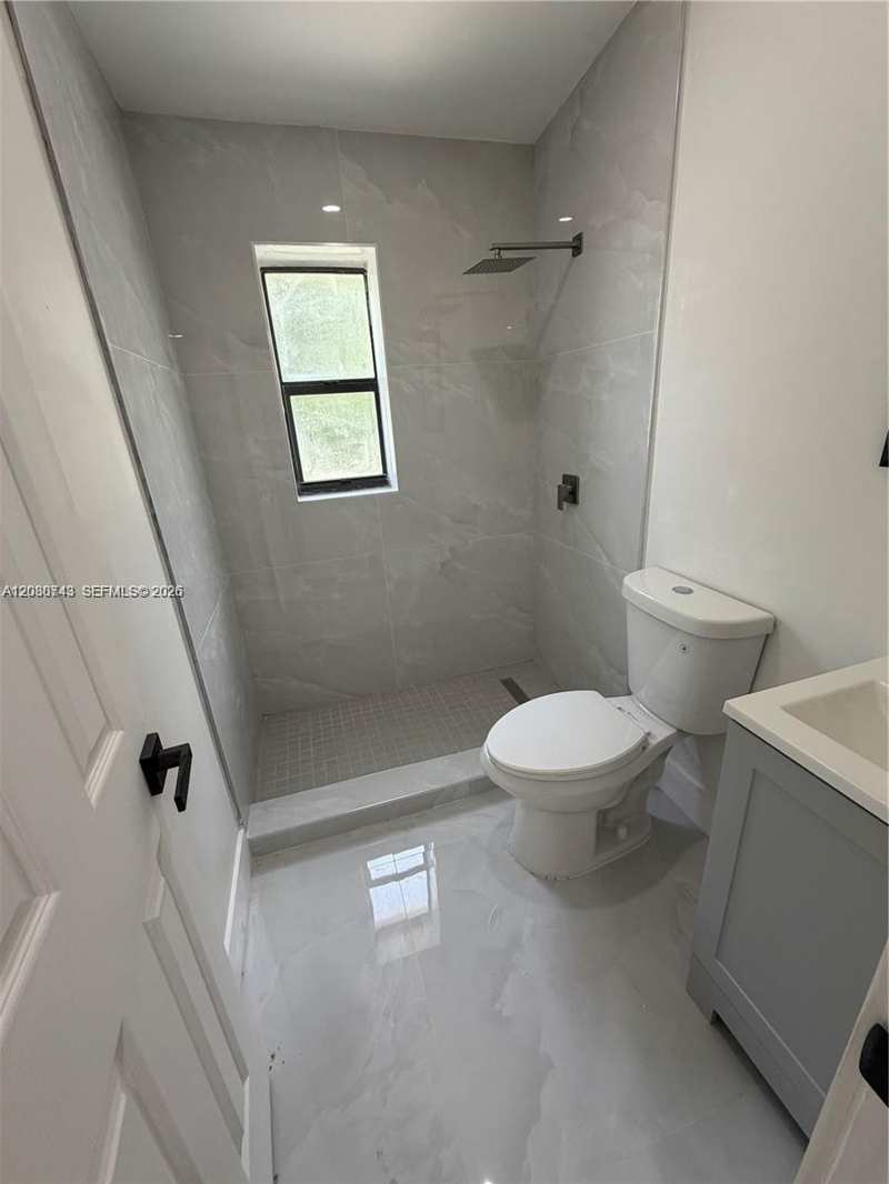 2324 Service Rd, Opa-Locka FL 33054