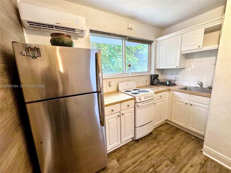 3071 SW 27th Ave # 19, Miami FL 33133