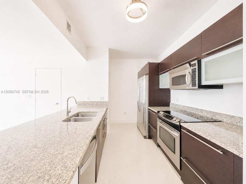 951 Brickell Ave # 2407, Miami FL 33131