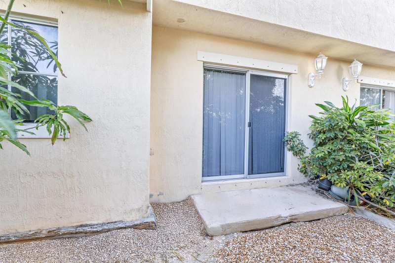 190 SE 2nd Street, Deerfield Beach FL 33441