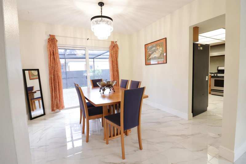 842 NE 154TH Street, Miami FL 33162