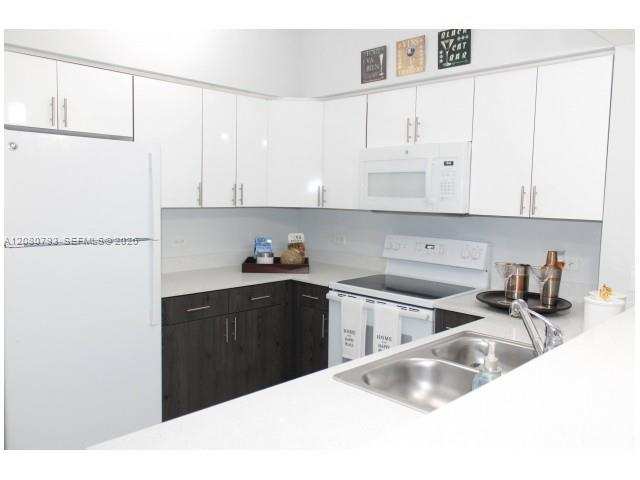 2601 NW 16th St Rd # 718, Miami FL 33125