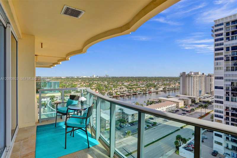 2501 S Ocean Dr, Hollywood FL 33019