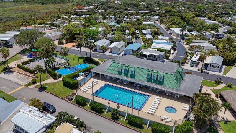 900 JUNO OCEAN Walk # 50, Juno Beach FL 33408