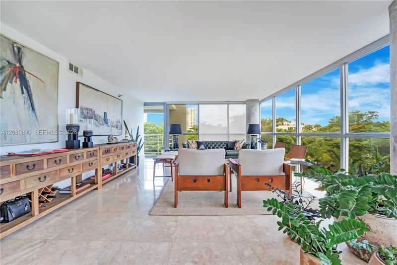 2025 Brickell Ave # 706, Miami FL 33129
