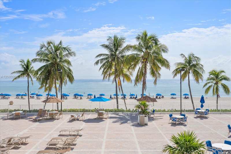 2301 S Ocean Dr # 1406, Hollywood FL 33019