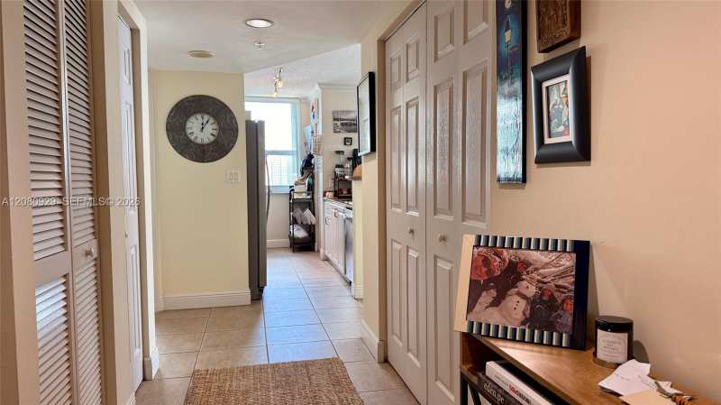 1155 Brickell Bay Dr # 2310, Miami FL 33131