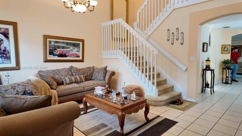 4729 SW 163rd Pl, Miami FL 33185