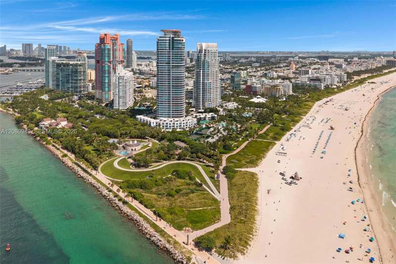100 S Pointe Dr # 1709, Miami Beach FL 33139