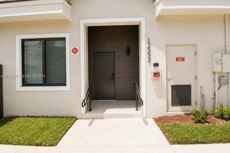 19428 SW 125th Ave # C, Miami FL 33177