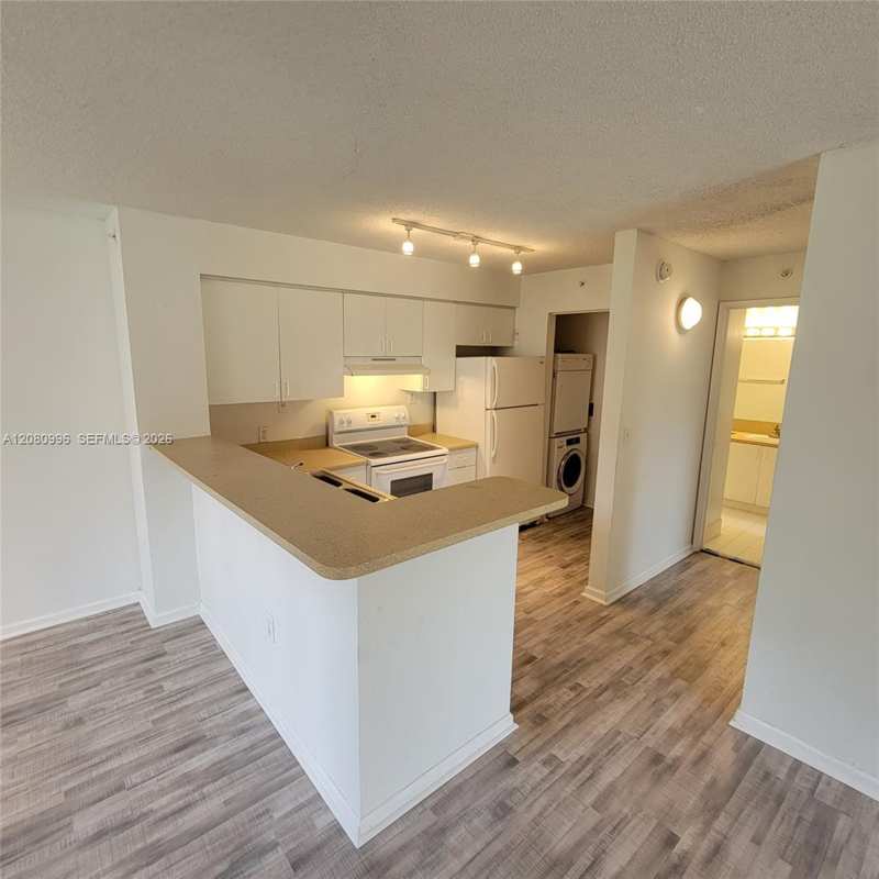 7824 Sonoma Springs Cir # 101, Lake Worth FL 33463