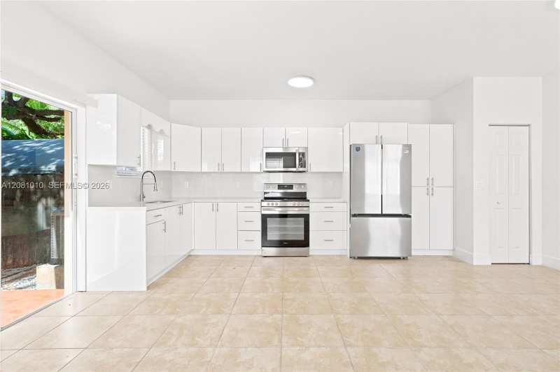 145 NE 60th St, Miami FL 33127