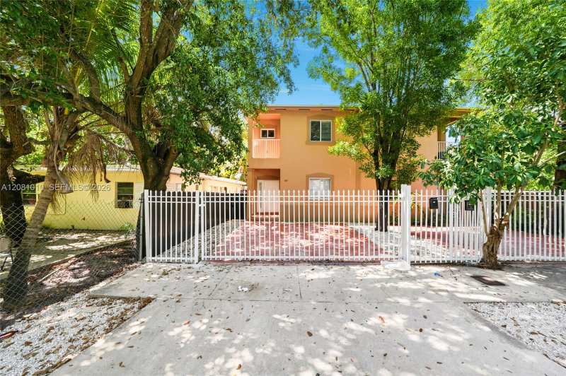 145 NE 60th St, Miami FL 33127