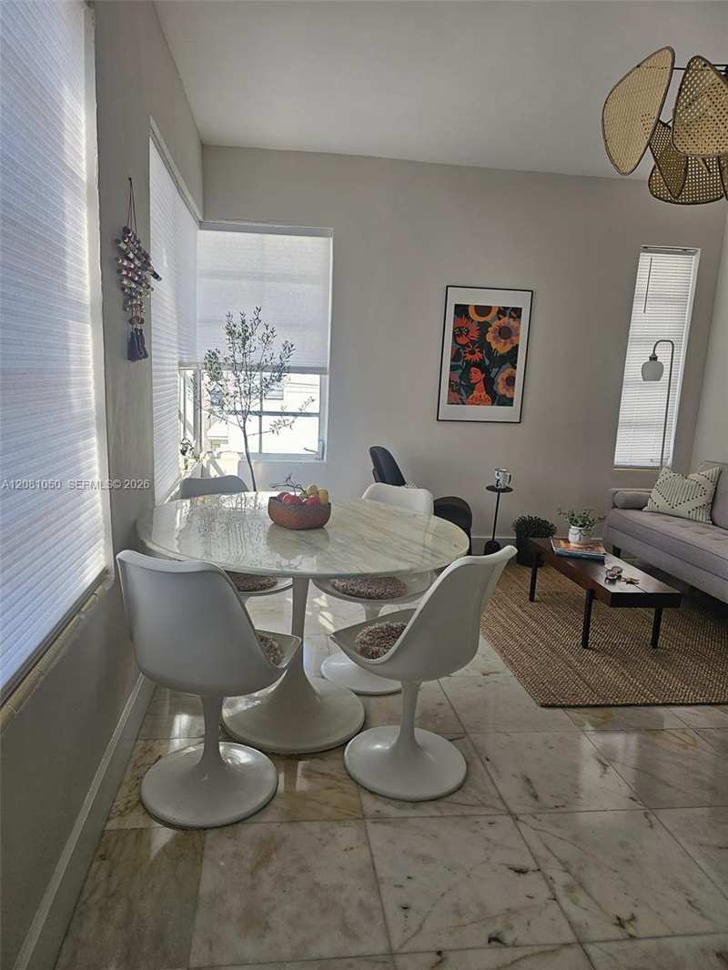 801 8th St # 201, Miami Beach FL 33139