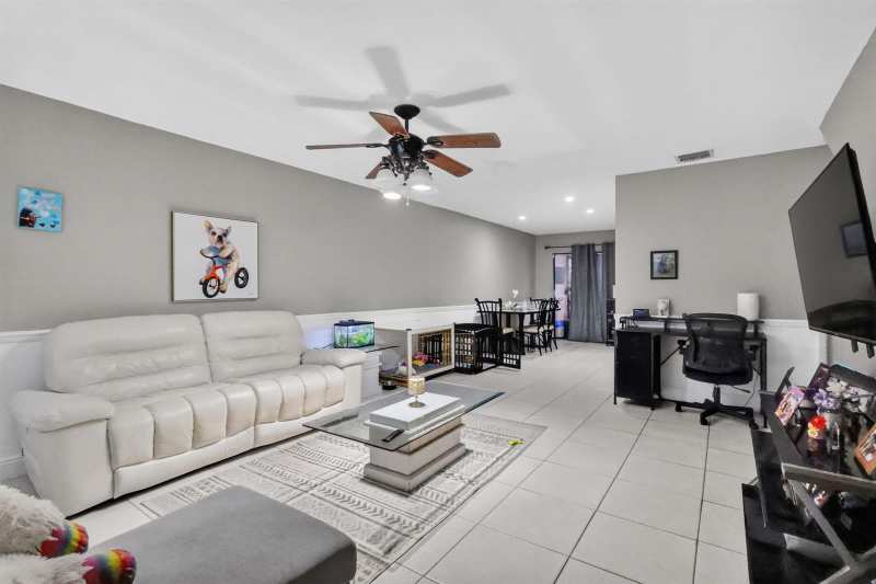 5904 Channel Drive, FL 33463