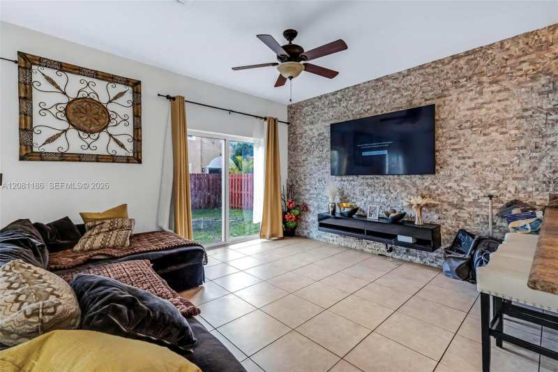 14109 SW 51st Ln, Miramar FL 33027