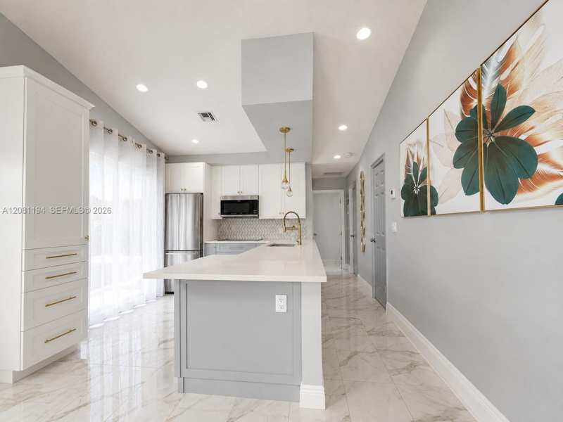 6100 Bear Creek Ct, Lake Worth FL 33467