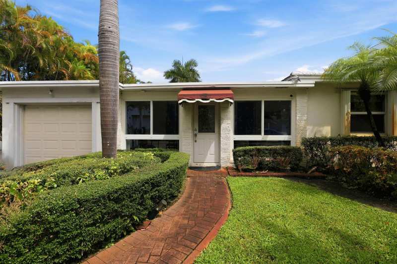907 BOND Way, Delray Beach FL 33483