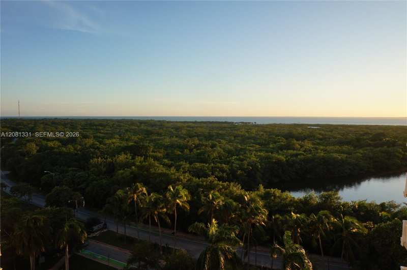 1121 Crandon Blvd # E1006, Key Biscayne FL 33149