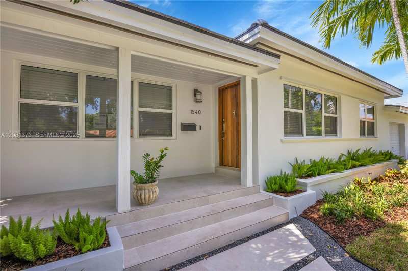 1540 Sarria Ave, Coral Gables FL 33146