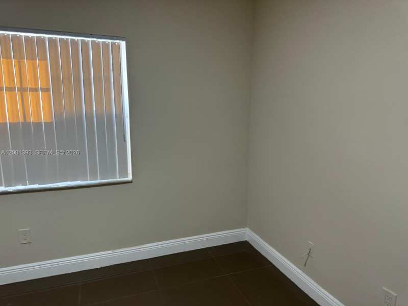 18324 NW 68th Ave # B, Hialeah FL 33015