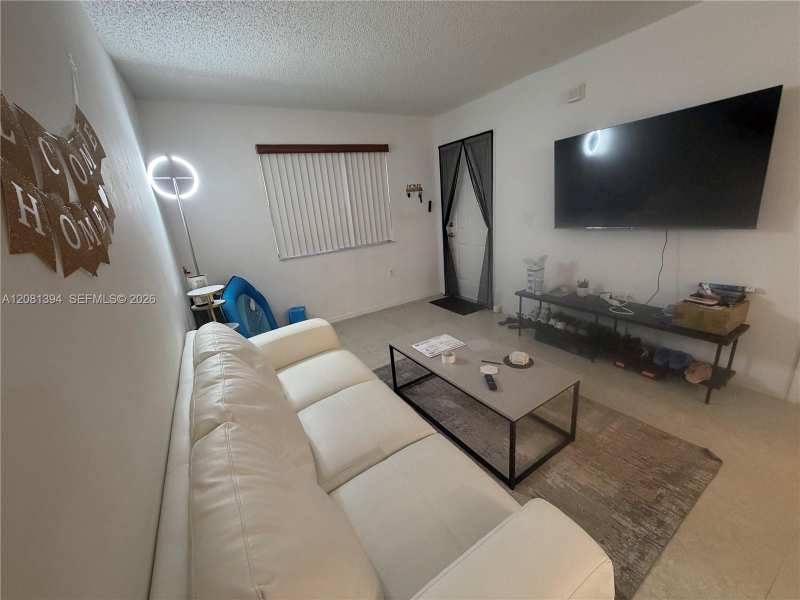 7775 NW 22nd St # 105, Pembroke Pines FL 33024