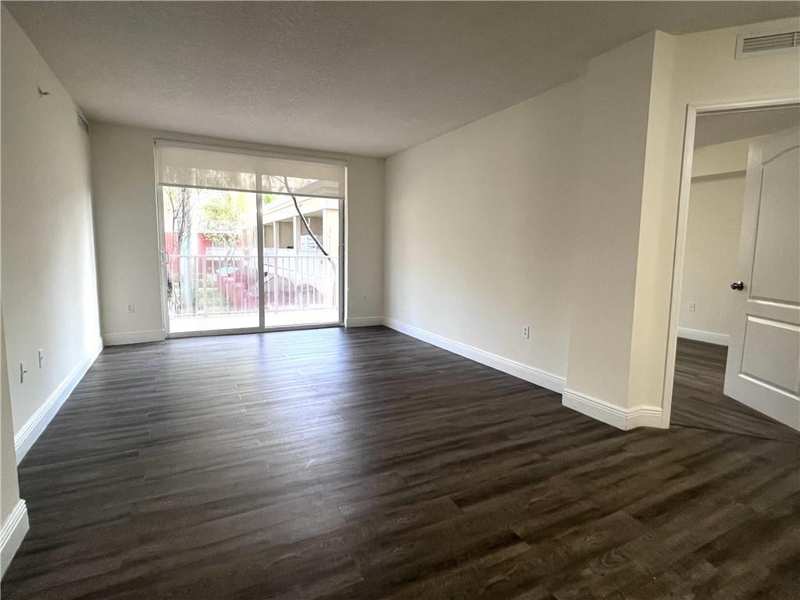 18335 NW 68 Avenue # 629, Hialeah FL 33015