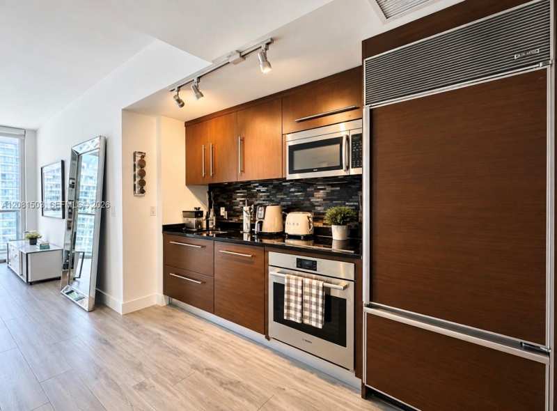 475 Brickell Ave # 4910, Miami FL 33131