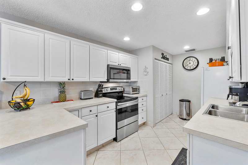 14519 Lucy Drive, Delray Beach FL 33484