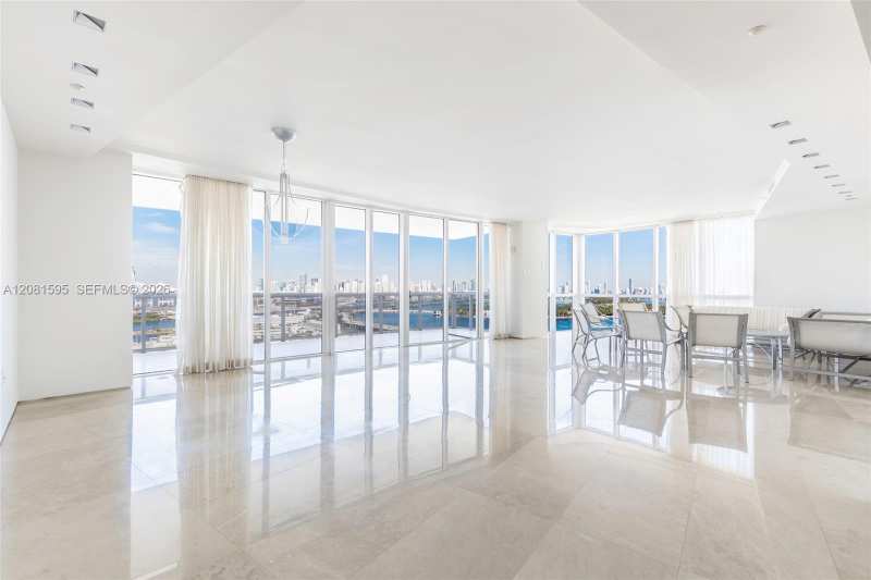 400 Alton Rd # 2101, Miami Beach FL 33139