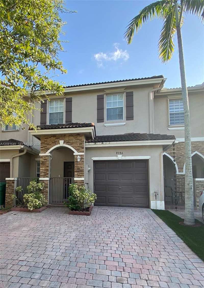8986 SW 225th St, Cutler Bay FL 33190
