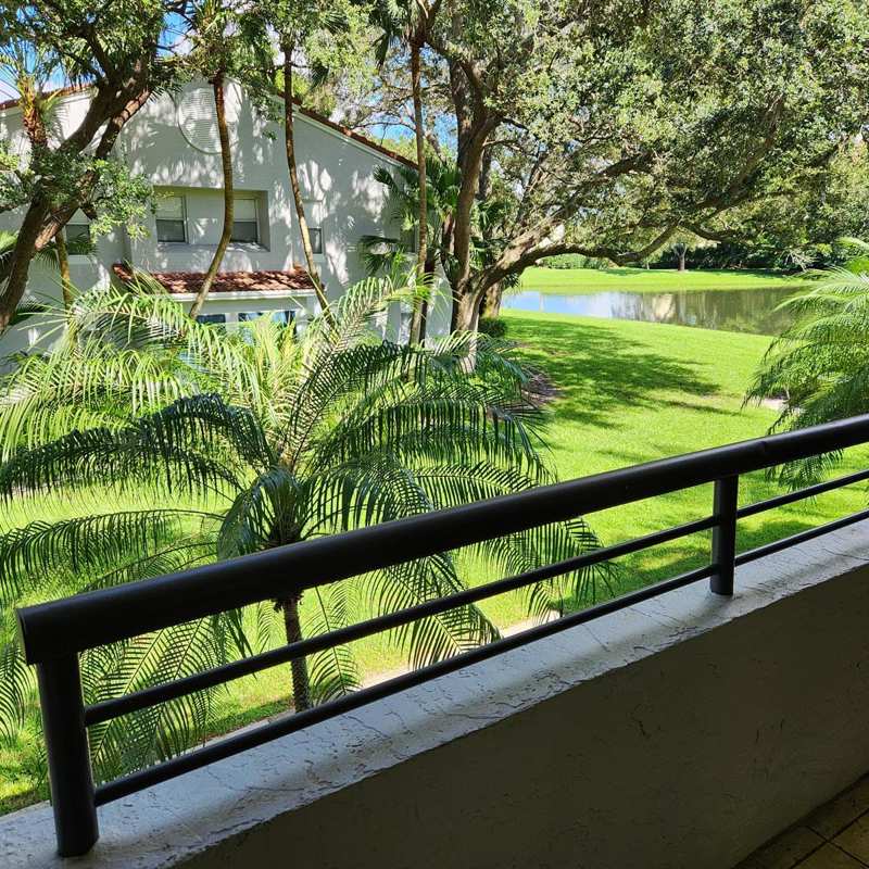 851 Lyons Road # 22203, Coconut Creek FL 33063